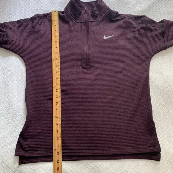 Nike Running Dri-Fit maroon long sleeve thumb holes lightweight sweatshirt - Picture 10 of 10